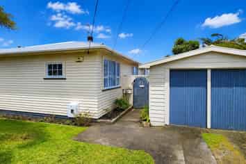 32 Davies Road, Hurdon