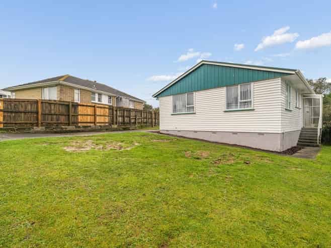 15 Passive Grove, Ascot Park