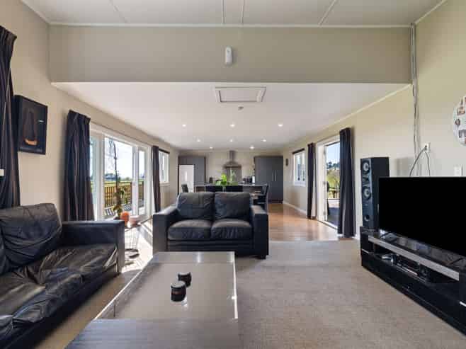 101 Albert Road, TOKOMARU