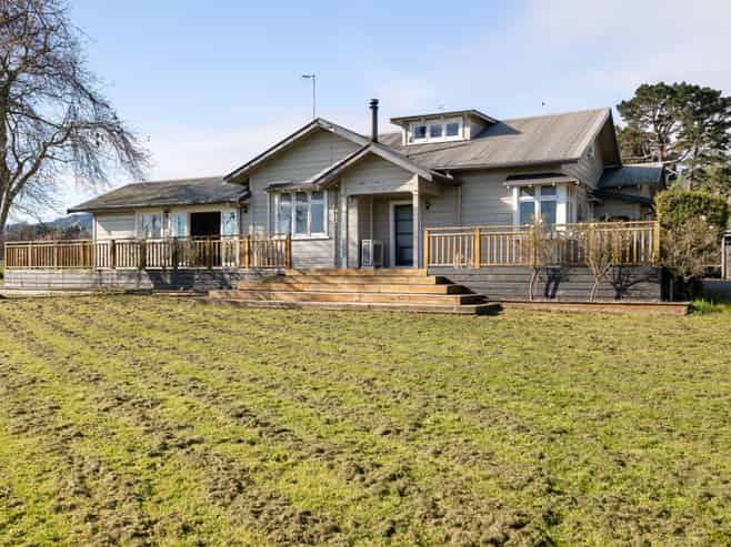 101 Albert Road, TOKOMARU