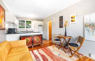 6/238 Muritai Road, Eastbourne