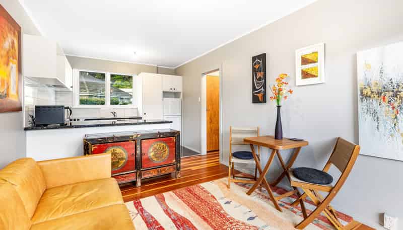 6/238 Muritai Road, Eastbourne