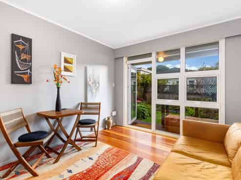 6/238 Muritai Road, Eastbourne