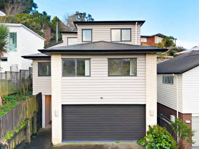 19 Farnol Street, Hillsborough