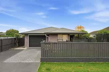 1/54 Aorangi Road, Bryndwr