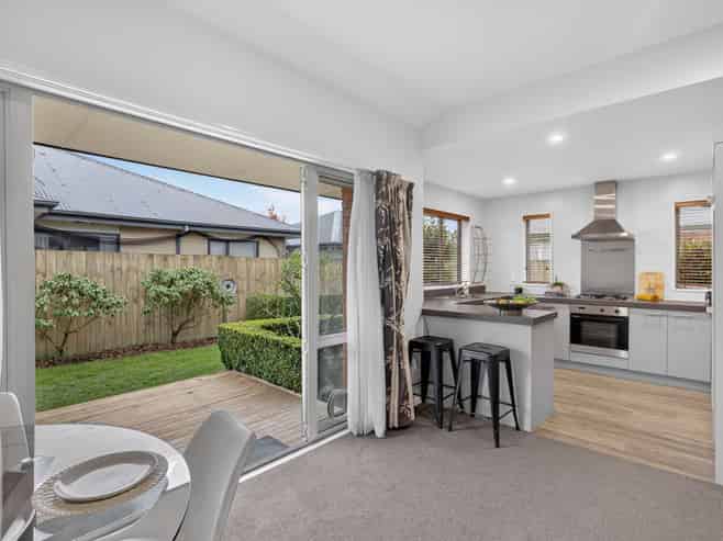 47c Birchfield Avenue, Dallington