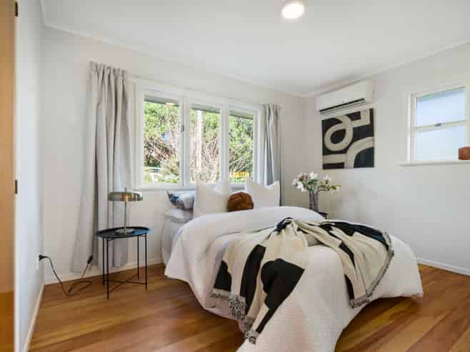 15 Hutchinson Avenue, New Lynn