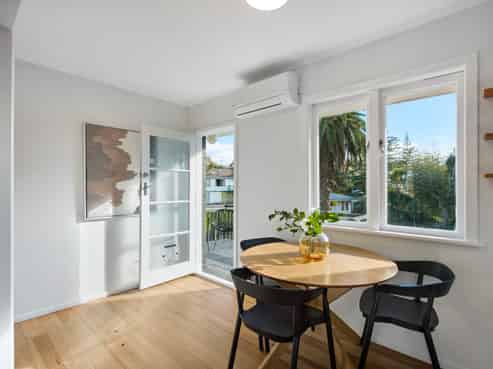 15 Hutchinson Avenue, New Lynn