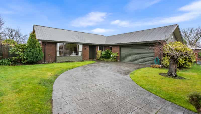 6 Tuscany Place, Beckenham