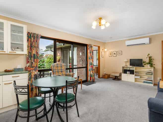 6 Tuscany Place, Beckenham