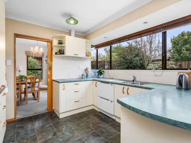6 Tuscany Place, Beckenham