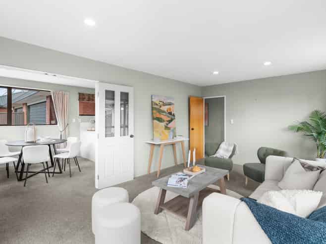 6 Saskia Lane, Somerfield