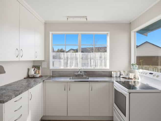 14B Devon Road, Springvale