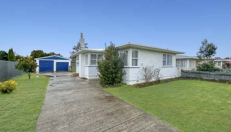 31 Abraham Crescent, Milson