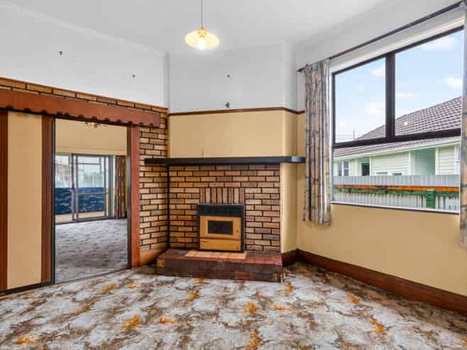 16 Hessey Street, Masterton