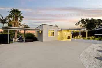 17B Masterton Road, Rothesay Bay