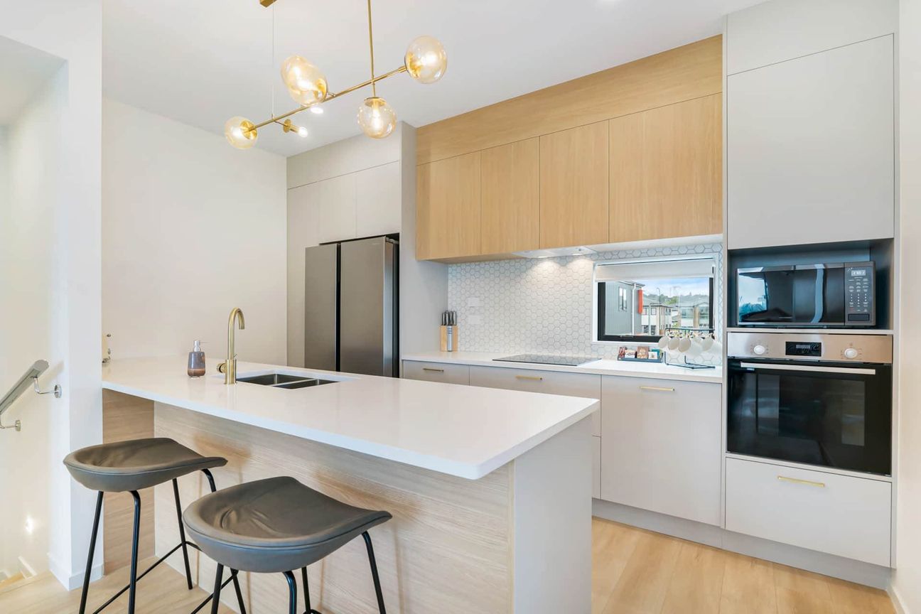 Parkside Living in an Exceptional Location - Więcej