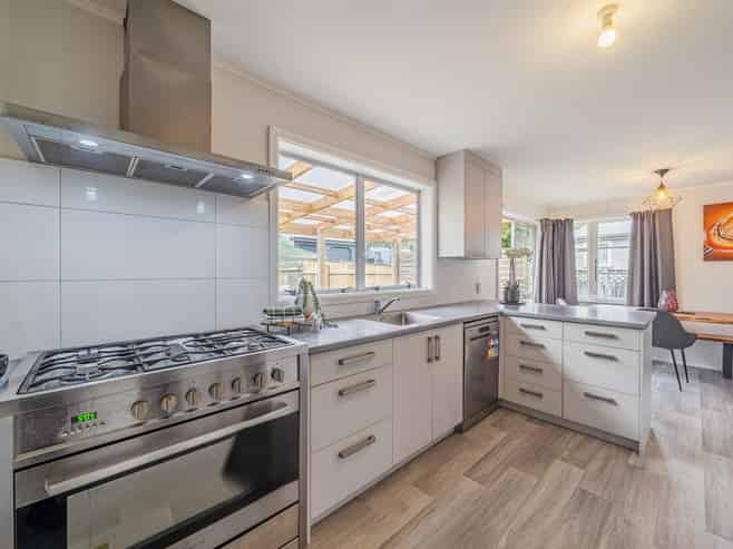 95 Hine Road, Wainuiomata