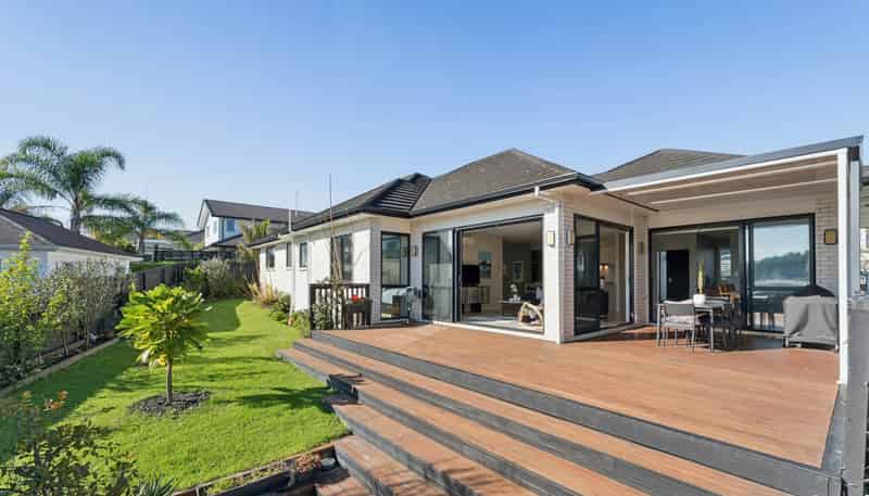 28  Kettlewell Drive, Millwater