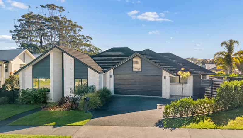 28  Kettlewell Drive, Millwater