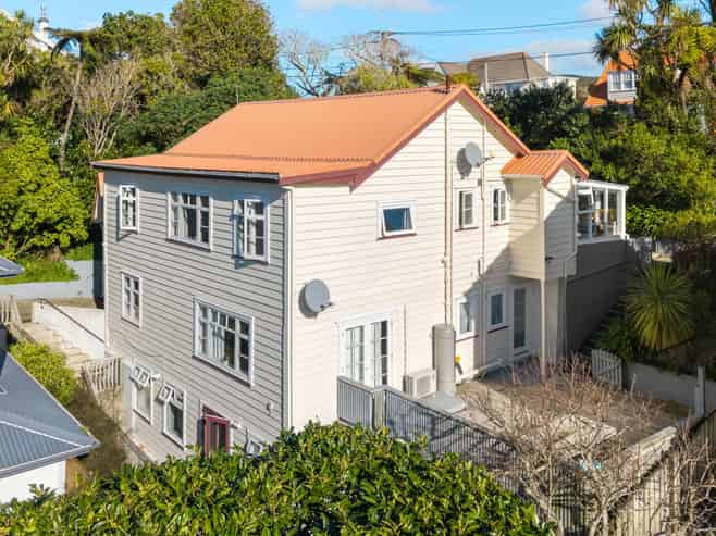 11 Lancaster Street, Karori