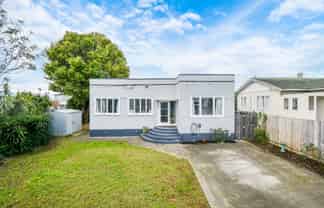 31 Thomas Road, Mangere