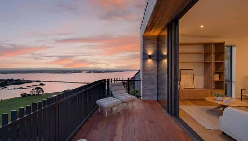 19 Inverness Lane, Redcliffs