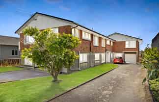 3/15 Willcott Street, Mount Albert