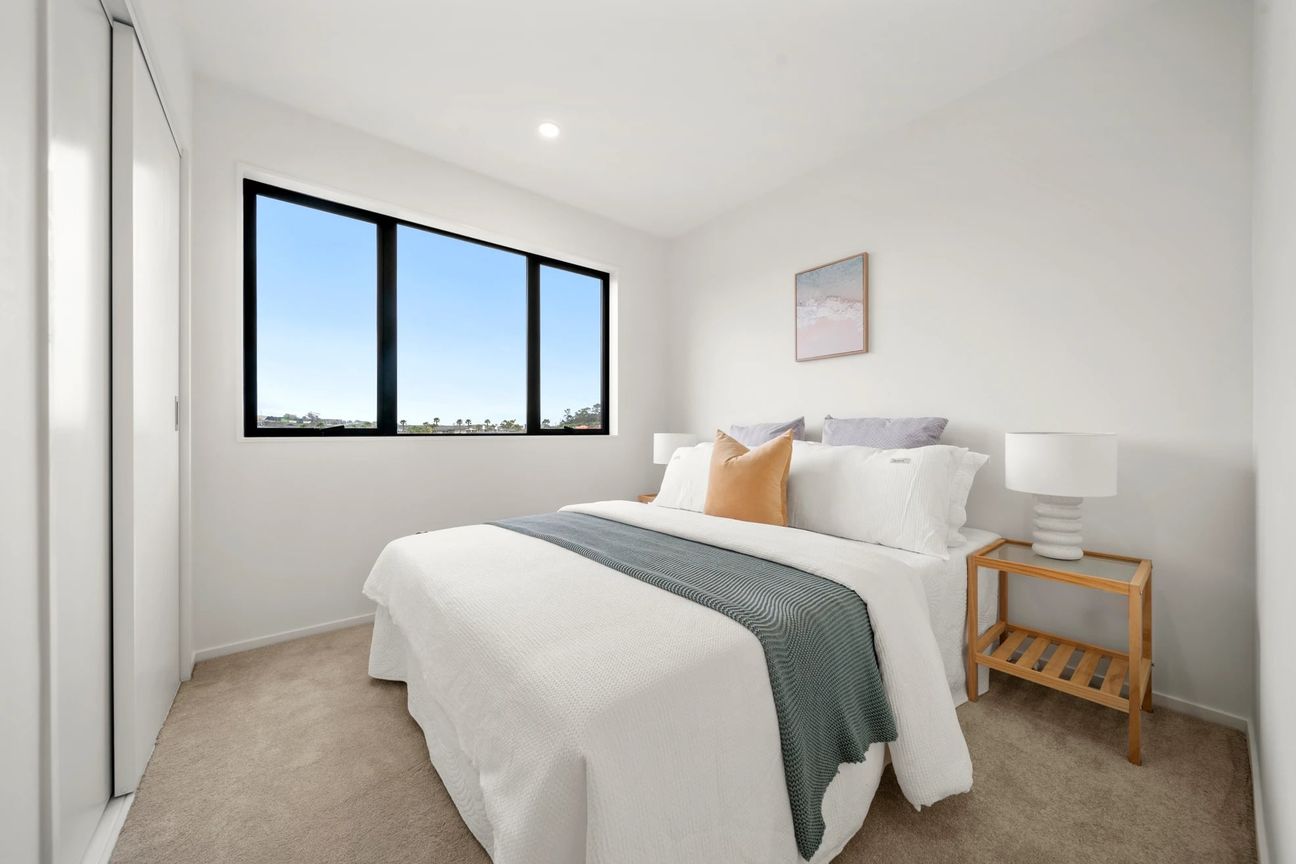 A location that works, a home you'll enjoy - Vista 6