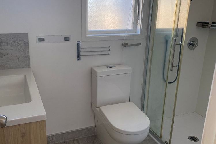 Spacious Family Home in Howick for Rent - Widok 4