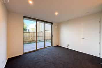 1/570 Madras Street, Saint Albans