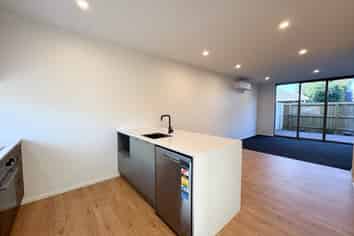 1/570 Madras Street, Saint Albans