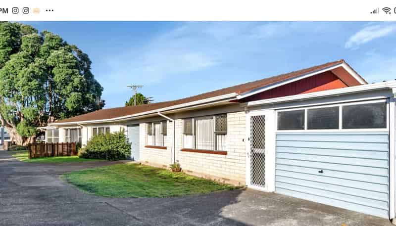 2/127 Kamo Road, Kensington