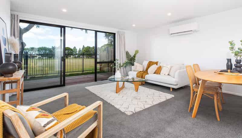 11 Malaga Crescent, Harewood