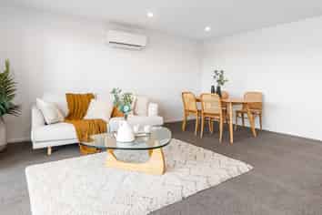 11 Malaga Crescent, Harewood