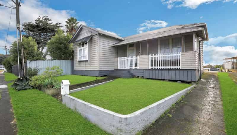 6 Pukeiti Road, Otahuhu