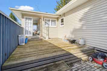 5a Gordon Road, Western Heights