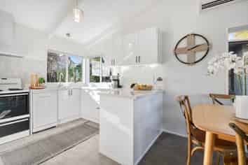 14 Penton Road, Stanmore Bay