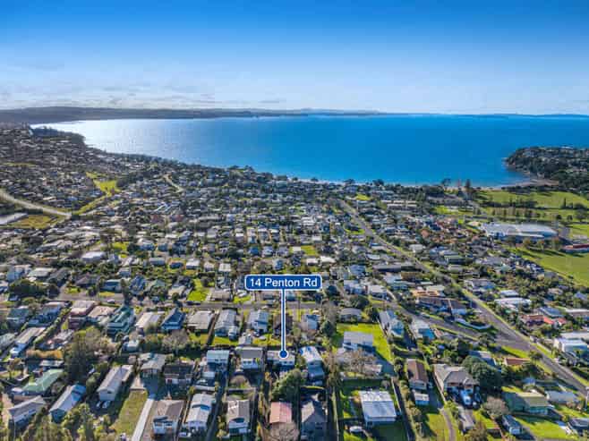 14 Penton Road, Stanmore Bay