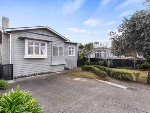 3 Waiohua Road, Greenlane