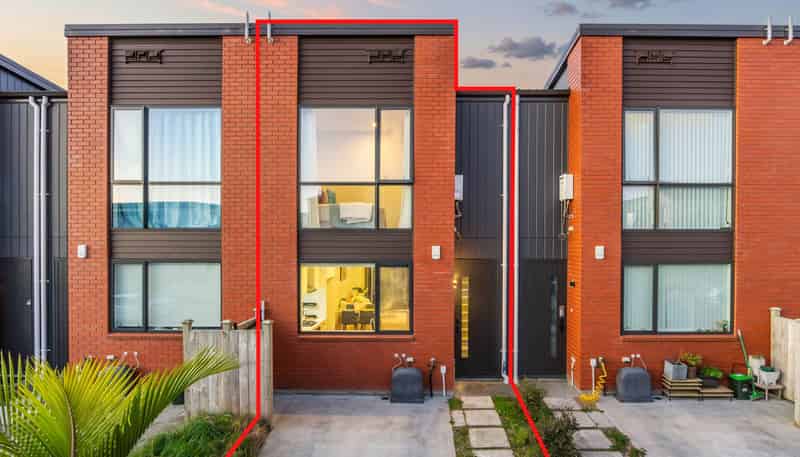 9 Landing Path Drive, Hobsonville