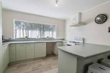 27 Brookvale Park, Stanmore Bay