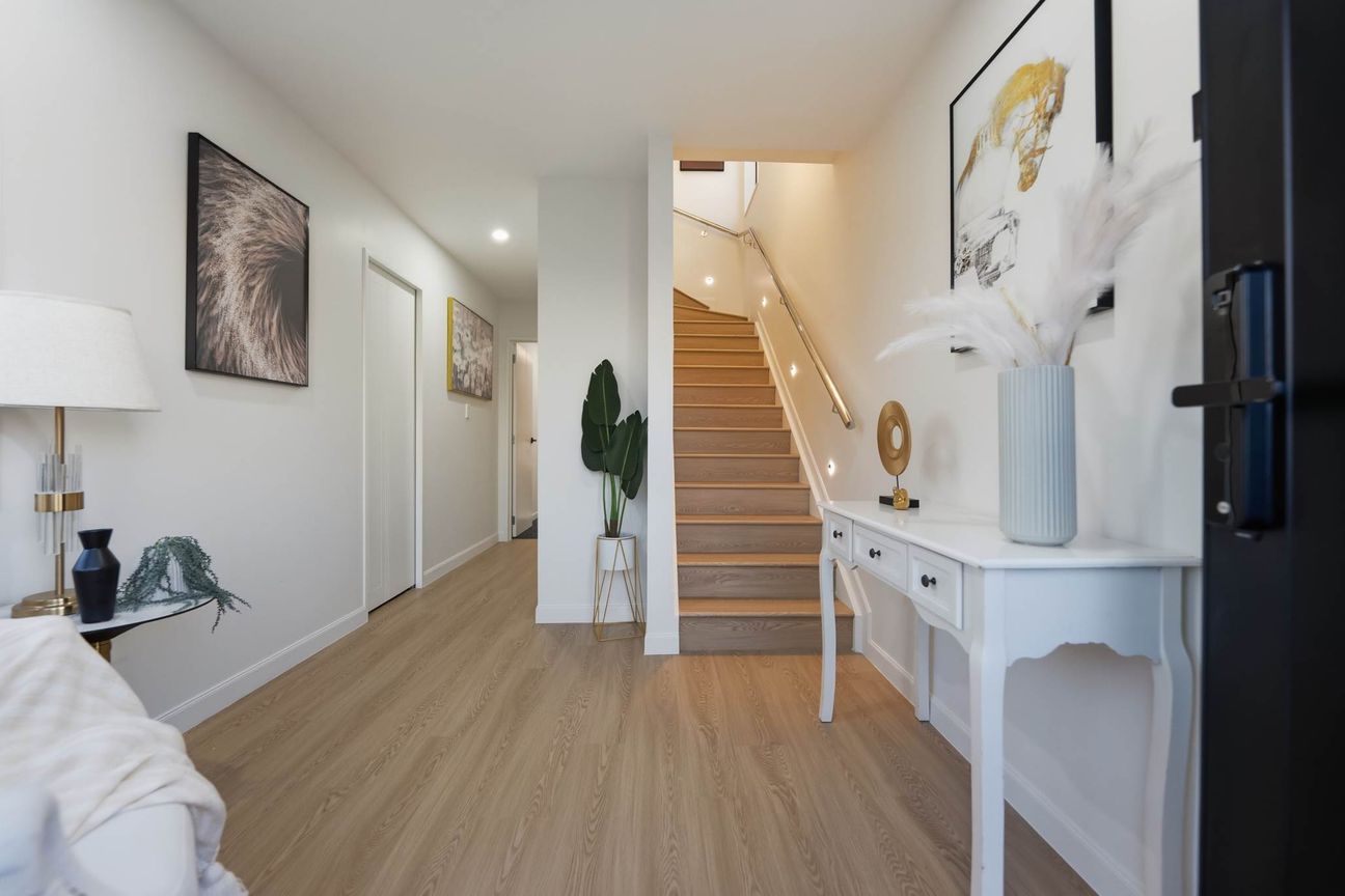 Spacious & Stylish Family Home in Top Spot - Aanzicht 3