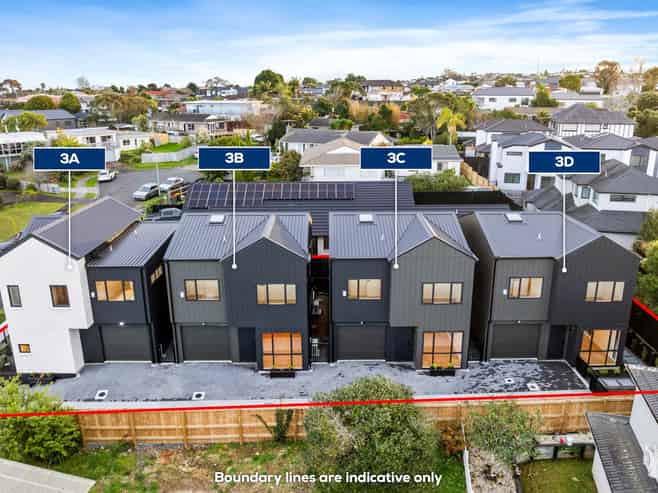 3A & 3B Towra Place, Botany Downs