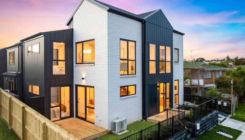 3A Towra Place, Botany Downs