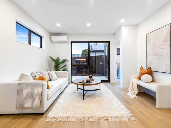 3A Towra Place, Botany Downs