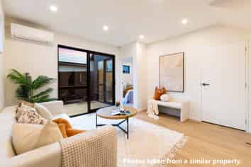 3B Towra Place, Botany Downs