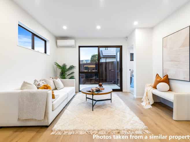 3B Towra Place, Botany Downs