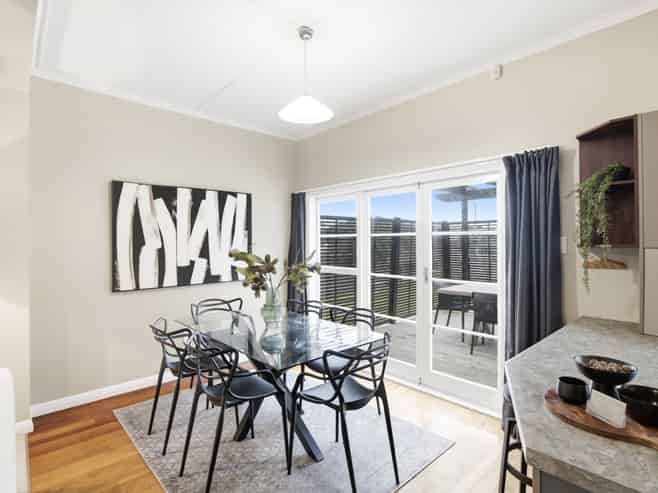 47 Lincoln Road, Springvale