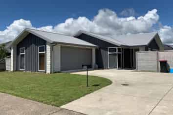 22 Rotomanu Place, Pyes Pa